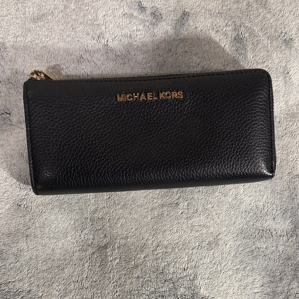 Michael Kors Large Black Pebbled Leather 3/4 Zip Wallet - Excellent